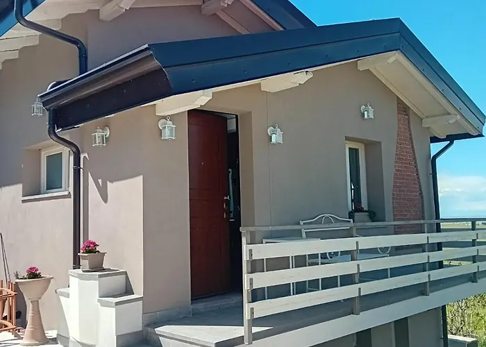 Villa Nife Tiny House - Secret Garden Montalbo