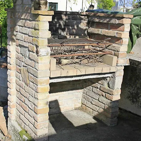 Nife Tiny House - Secret Garden