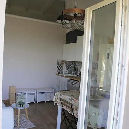 Nife Tiny House - Secret Garden Montalbo