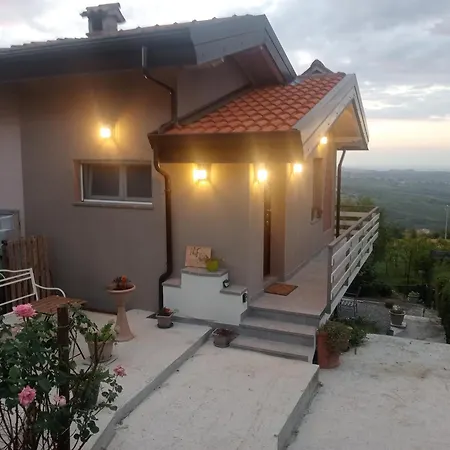 Villa Nife Tiny House - Secret Garden *