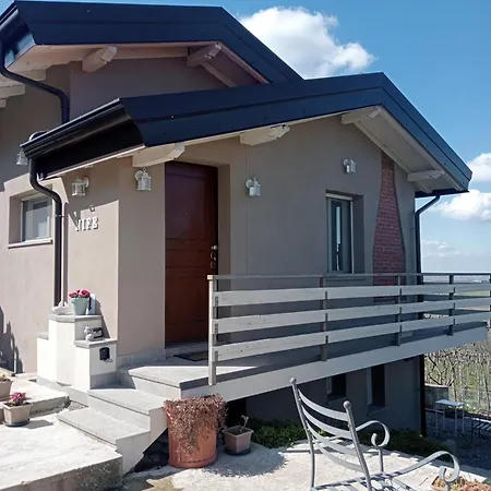 Nife Tiny House - Secret Garden 빌라 Montalbo
