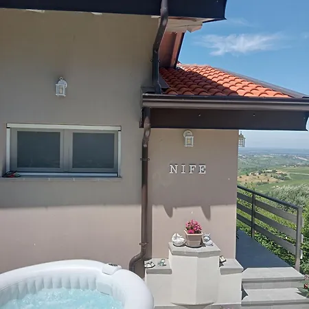 Nife Tiny House - Secret Garden Villa Montalbo