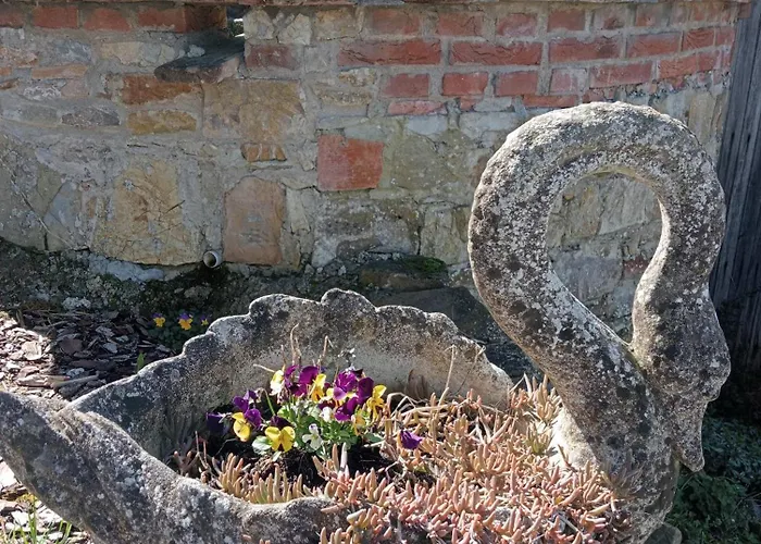 Nife Tiny House - Secret Garden Вилла Montalbo